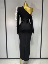 Load image into Gallery viewer, Exquisite Flower Formal Dress